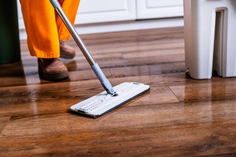 floor cleaning experts in Cranston